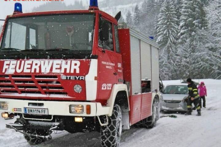 FF Mariazell: 5 Einsätze in Folge auf Grund der starken Schneefälle