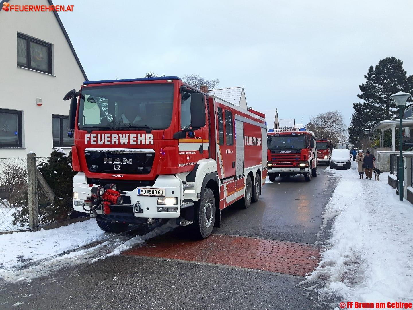FF Brunn am Gebirge: Zwei überörtliche Einsätze zur gleichen Zeit