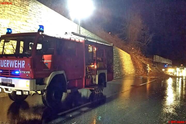 BFV Liezen: Unwettereinsatz sorgte für Sperre der B320