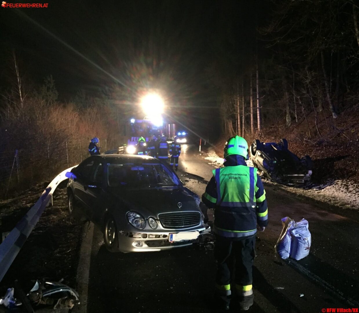 HFW Villach: Schwerer Verkehrsunfall mit zwei Verletzen