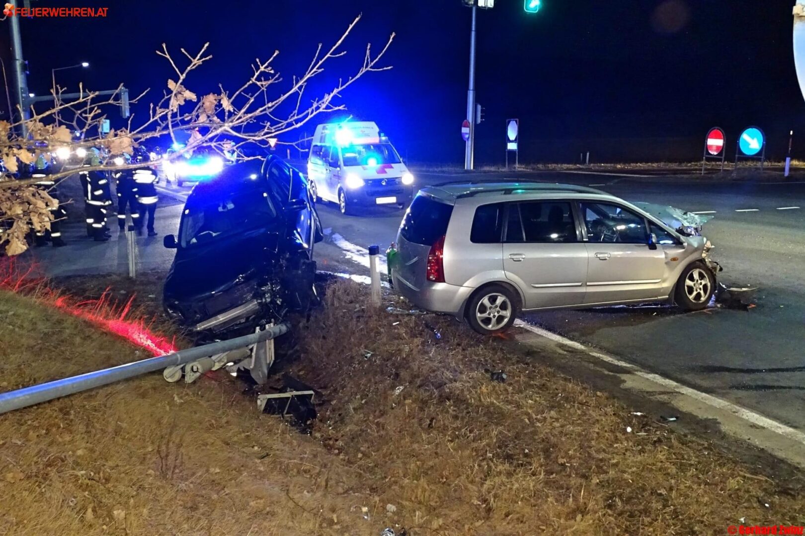 Schwerer Verkehrsunfall mit zwei Verletzten