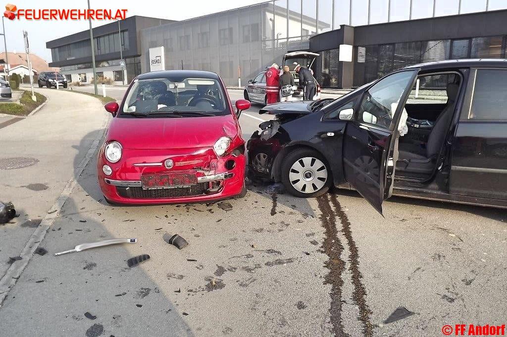 FF Andorf: Verkehrsunfall in Andorf