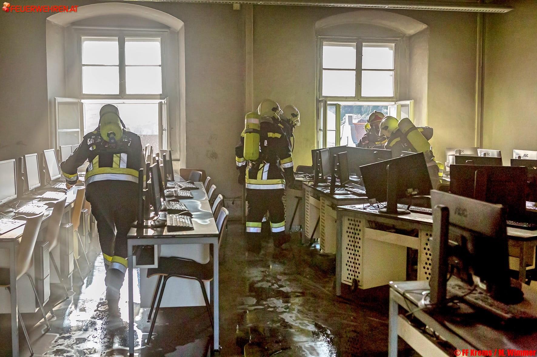 FF Krems: Brand in Kremser Fachhochschule