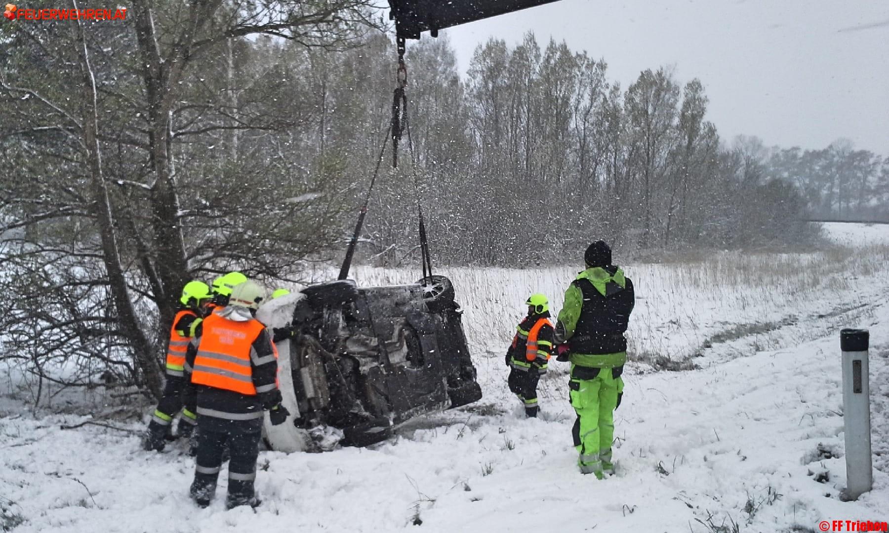 BFV Liezen A06: Verkehrsunfall auf der A9