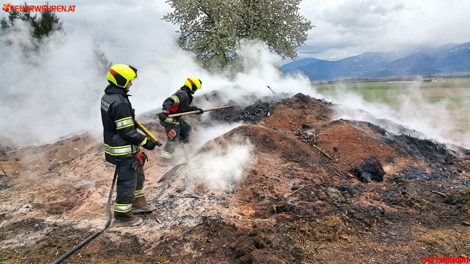 FF Fohnsdorf: Osterfeuer entzündete sich erneut – Feuerwehr musste anrücken