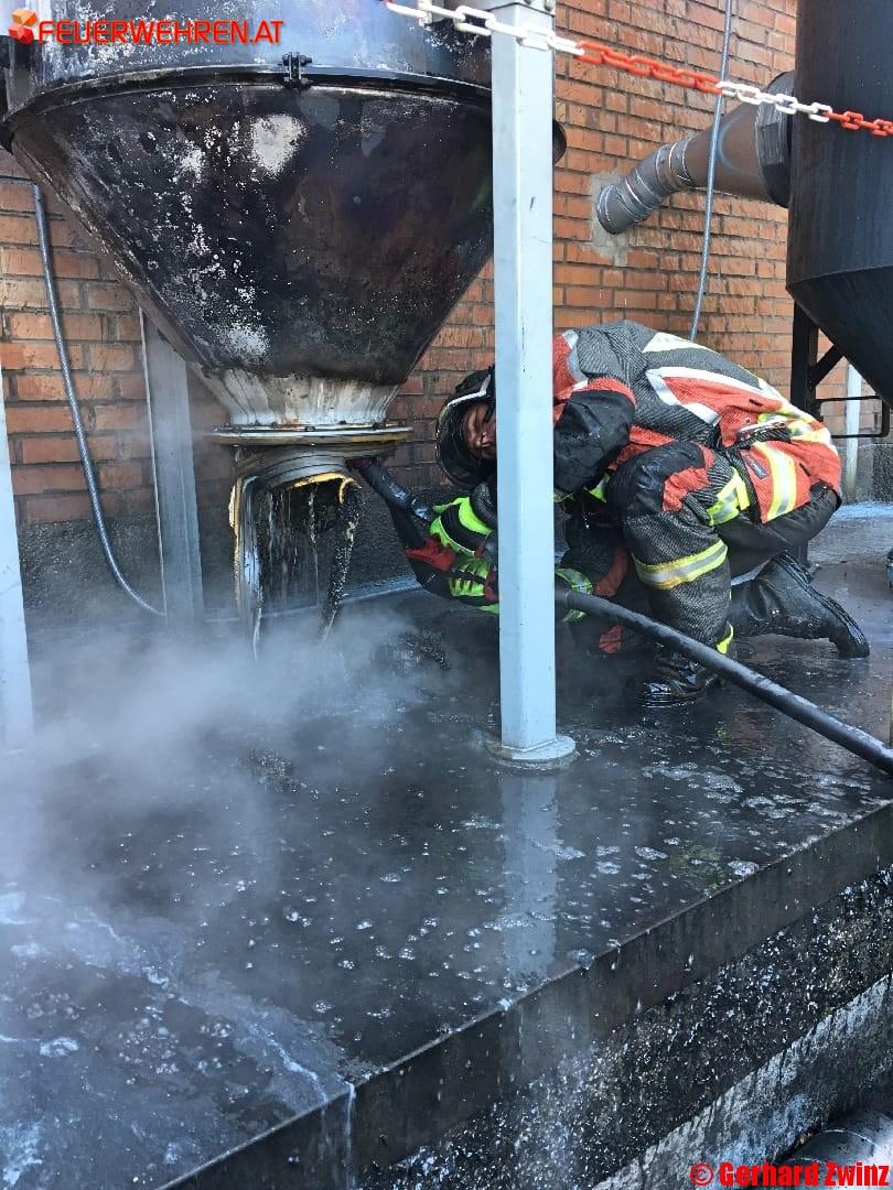 Brand am Werksgelände in Ternitz