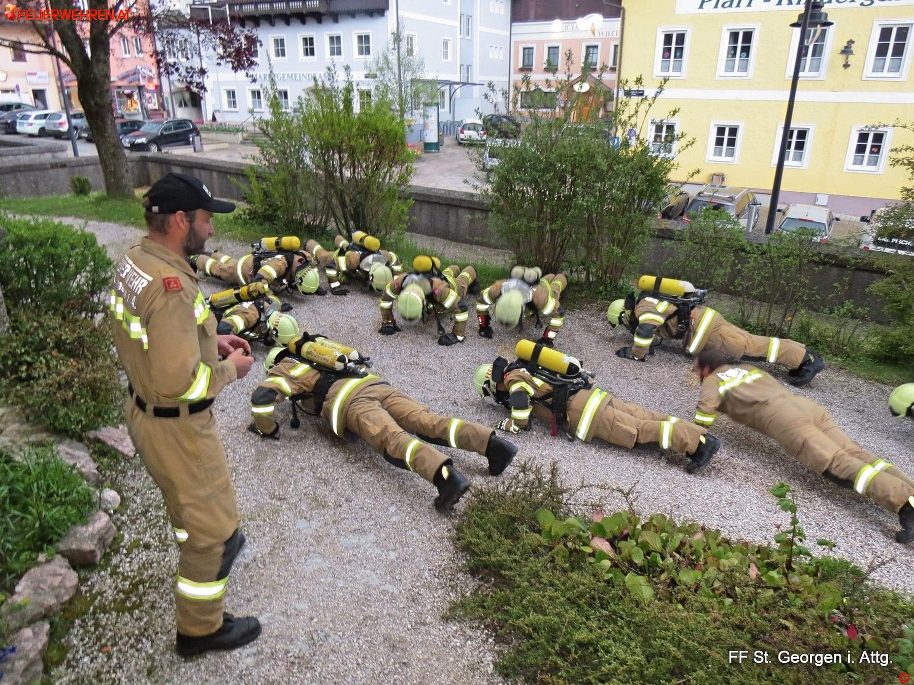 FF St. Georgen i.A.: Atemschutzübung Kirchturm