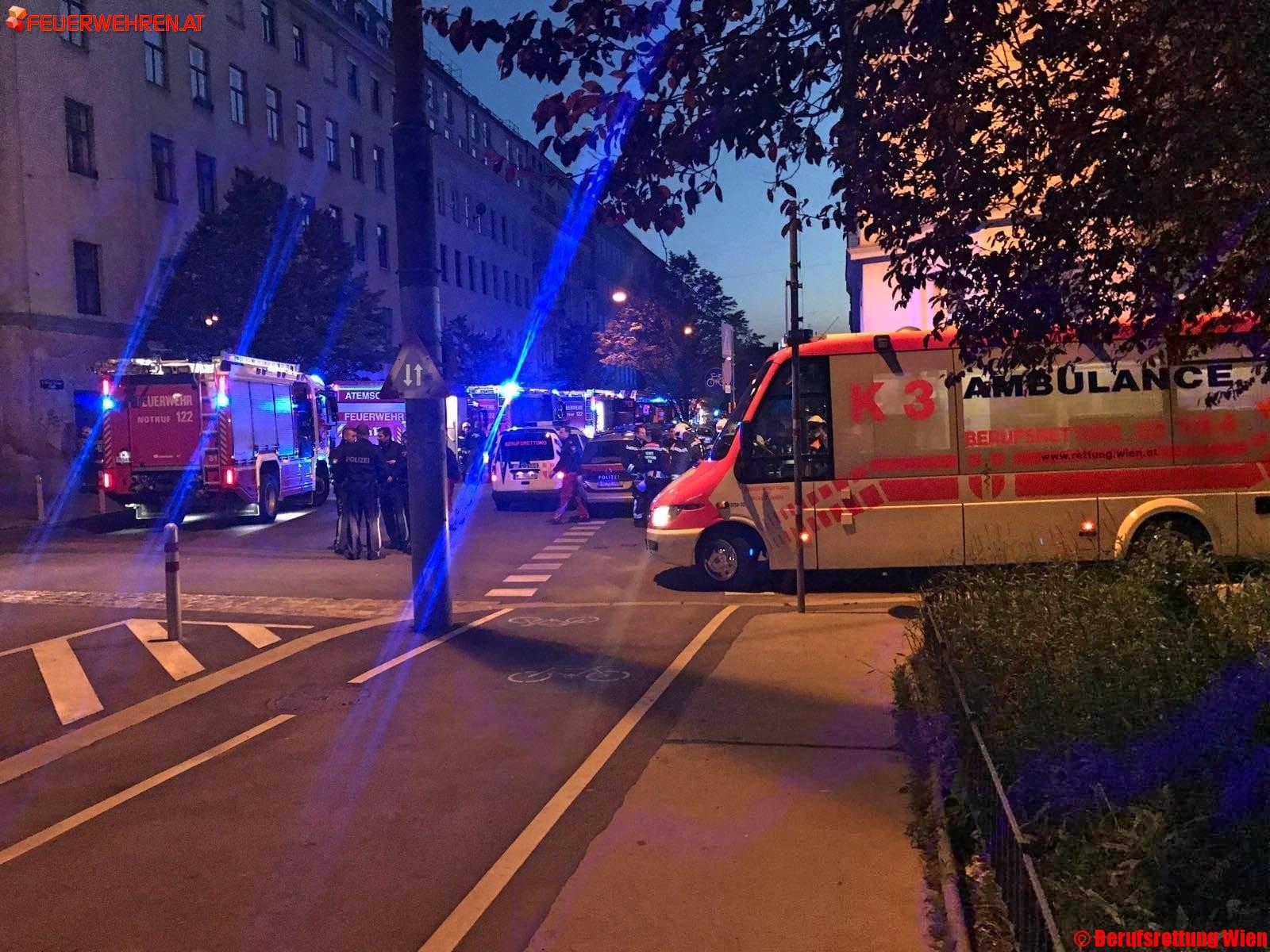 BF Wien: Wohnung in Vollbrand