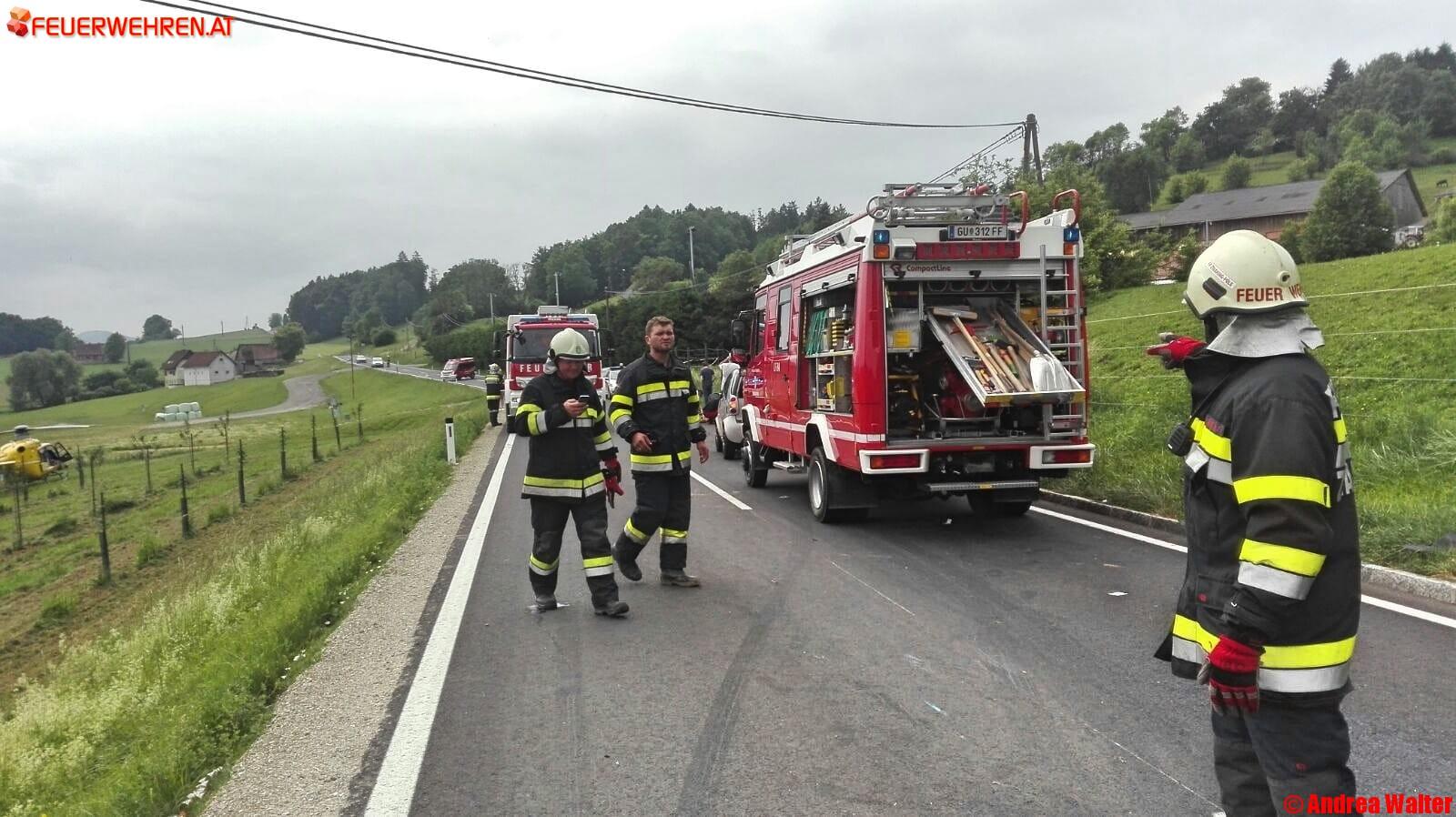 FF Preding: Schwerer Motoradunfall in Preding