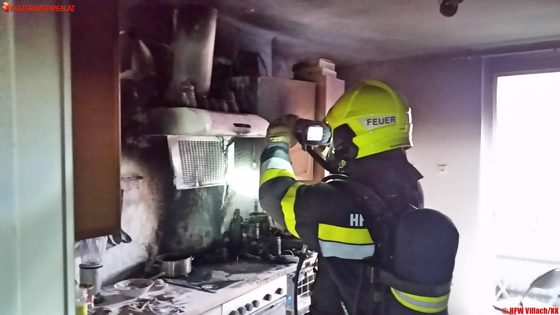 HFW Villach: Frau bei Küchenbrand verletzt