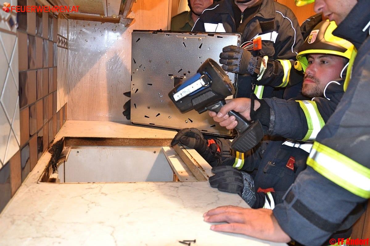 FF Andorf: Küchenbrand in Andorf