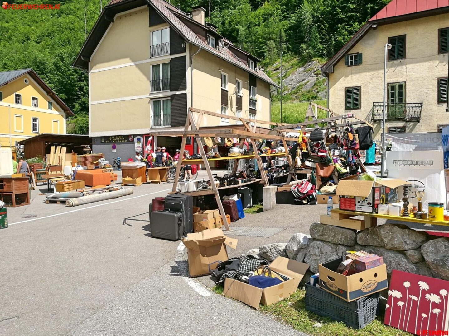 FF Bad Ischl: Flohmarkt der FF Lauffen