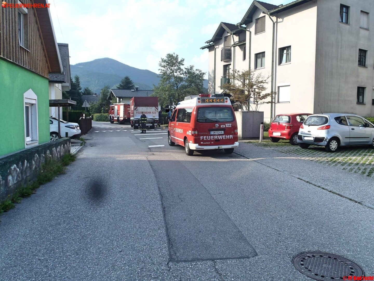FF Bad Ischl: Feuerwehrkamerad nahm Brandgeruch in Wohnanlage wahr