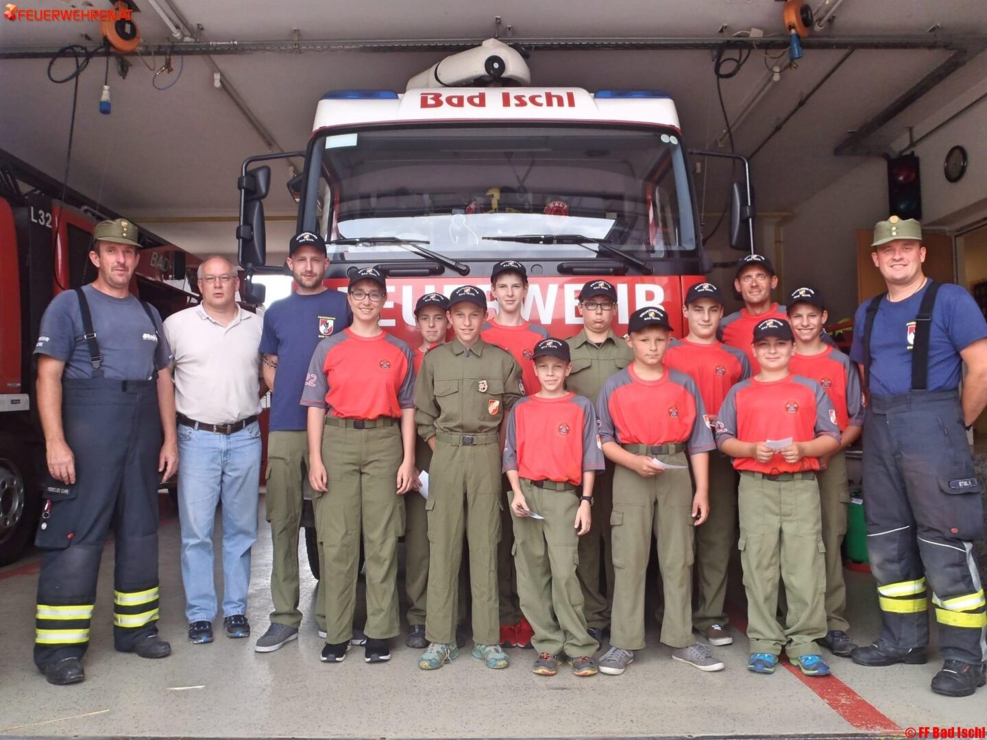 FF Bad Ischl: Feuerwehrjugend für Leistung beim Bezirksbewerb belohnt
