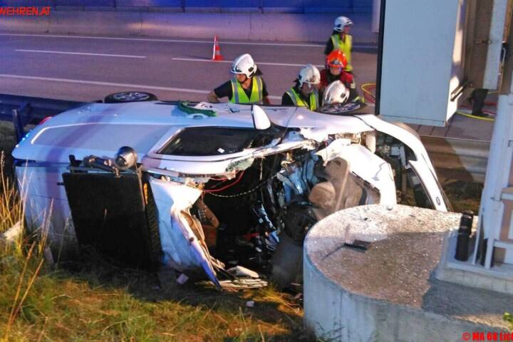 BF Wien: Verkehrsunfall auf S1