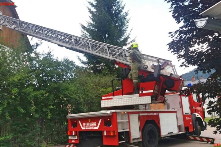 BFV Liezen A06: Türöffnung für die FF Trieben Stadt