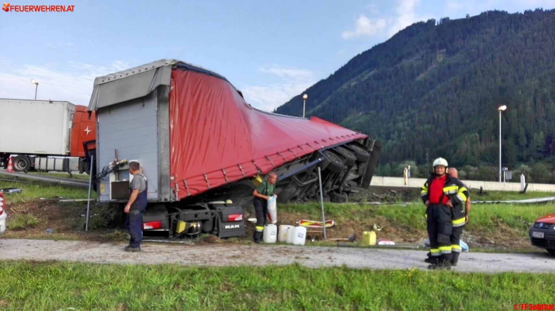 BFV Liezen A06: Verkehrsunfall A9 Pyhrnautobahn