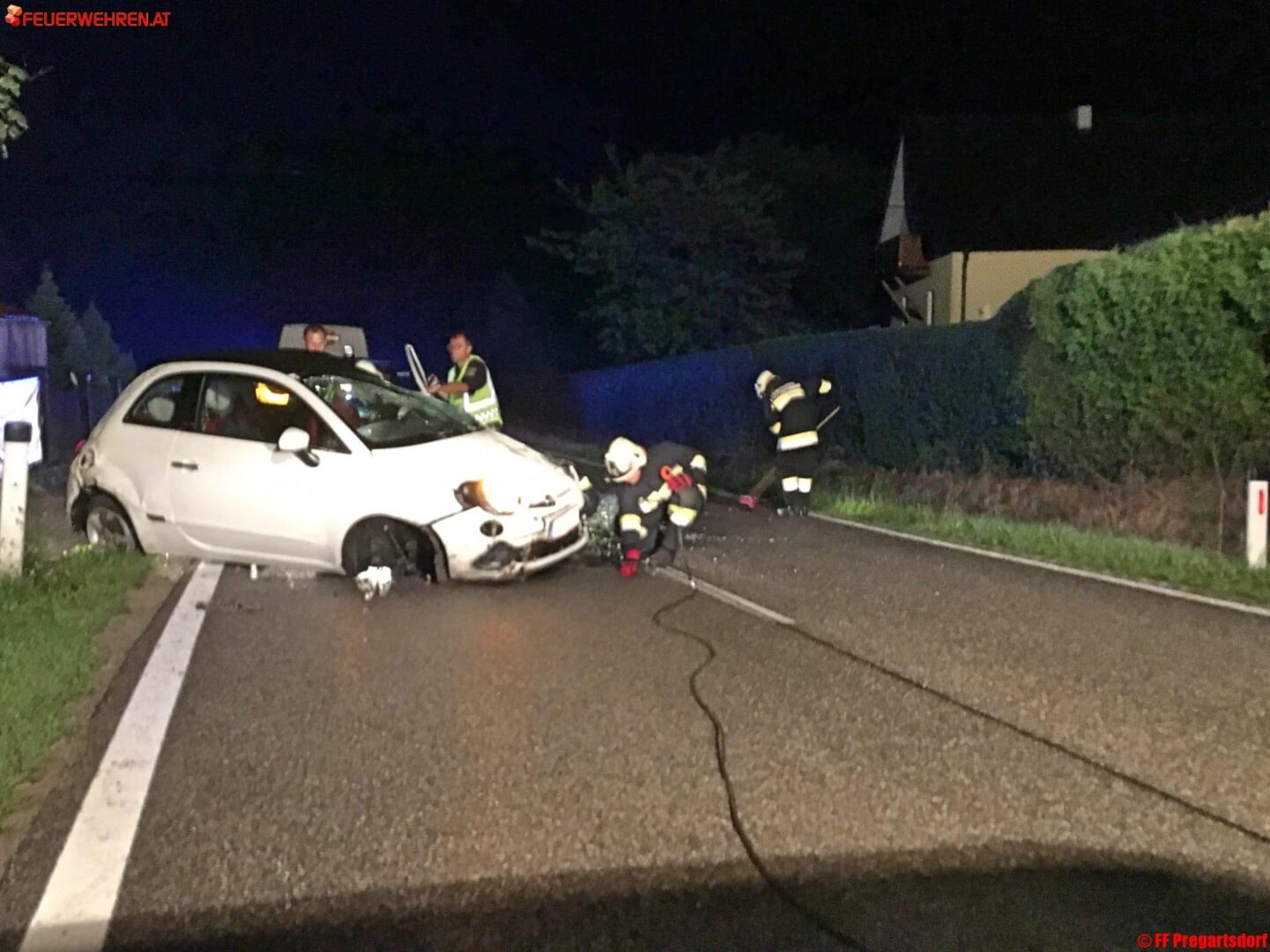 FF Pregartsdorf: Verkehrsunfall auf Gutauer Landesstraße