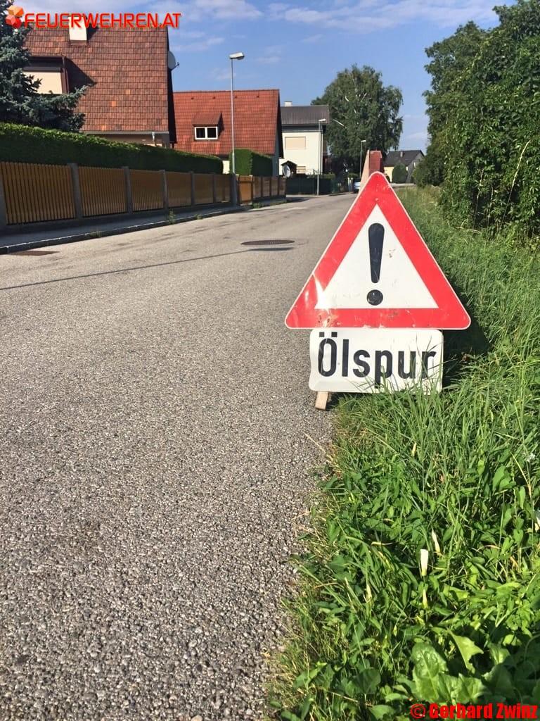 Ölspur in der Lissenstraße in Pottschach
