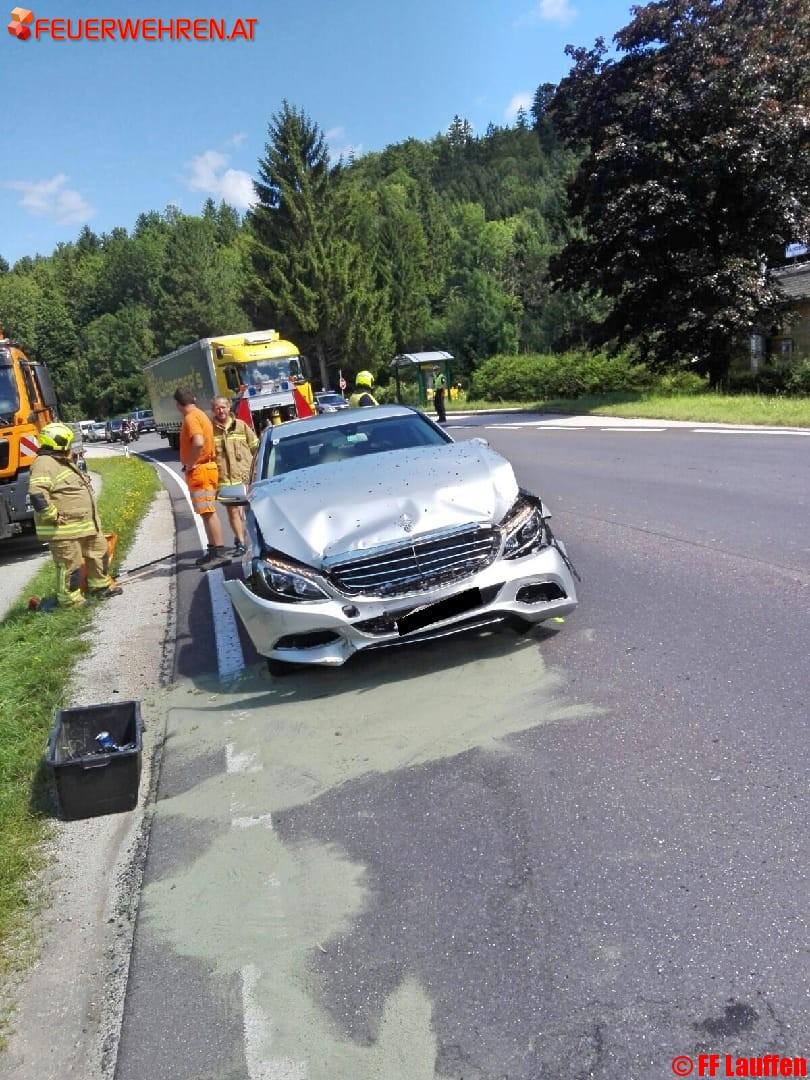 FF Bad Ischl: Auffahrunfall auf der B145