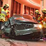 FF Pasching: Spektakulärer Verkehrsunfall in Parkhaus