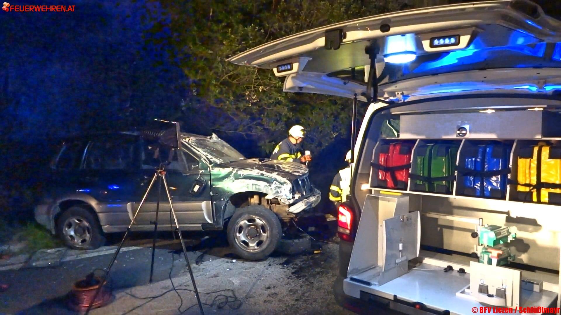BFV Liezen: Schwerer Verkehrsunfall auf der Sölkpasslandesstraße