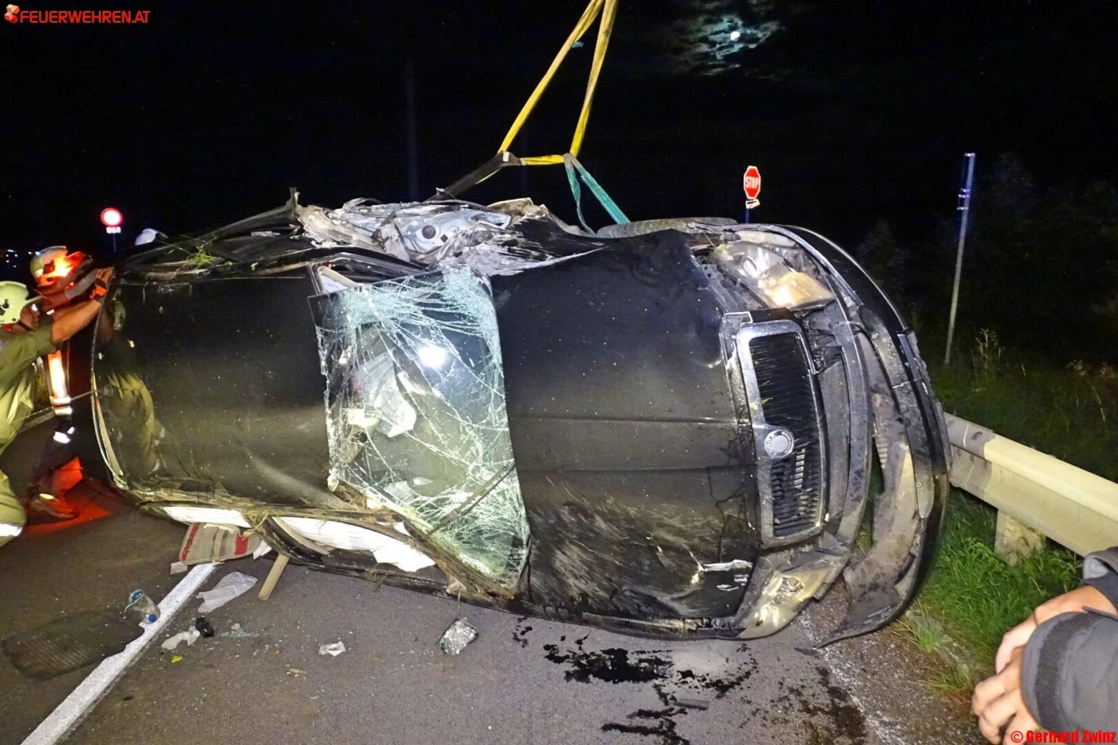 Schwer Verletzter nach Fahrzeugüberschlag