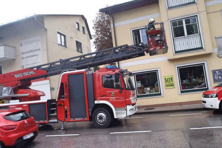 FF Bad Ischl: Personenrettung mittels Drehleiter