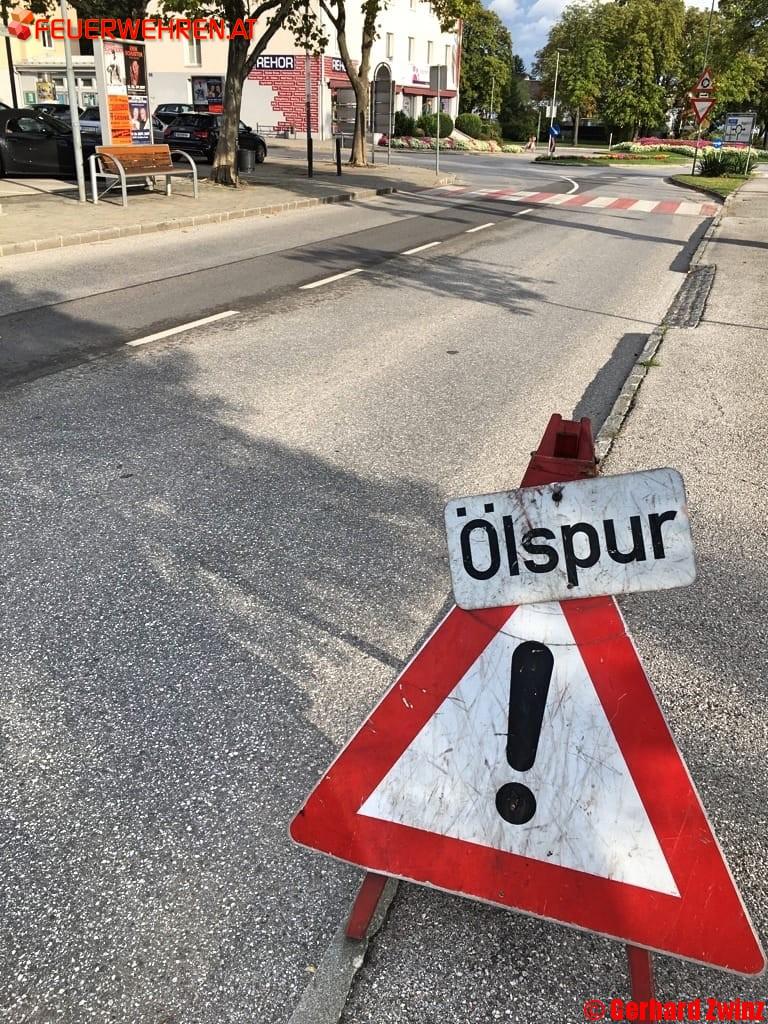 Ölspur durch Ternitz