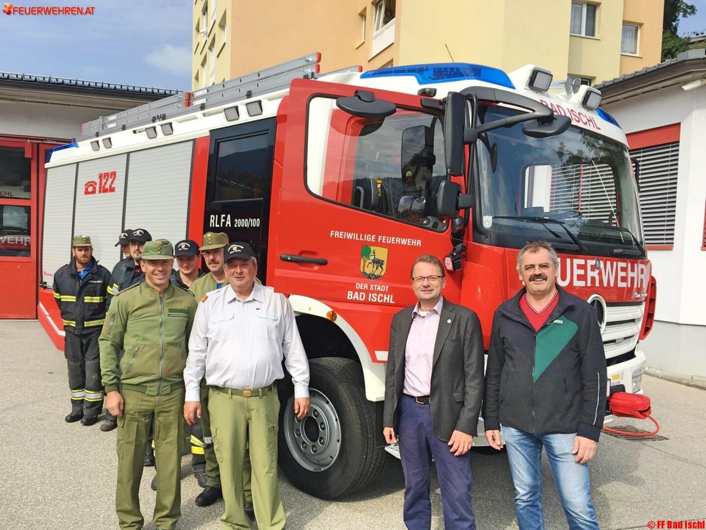 FF Bad Ischl: Schlüsselübergabe des neuen Einsatzfahrzeuges