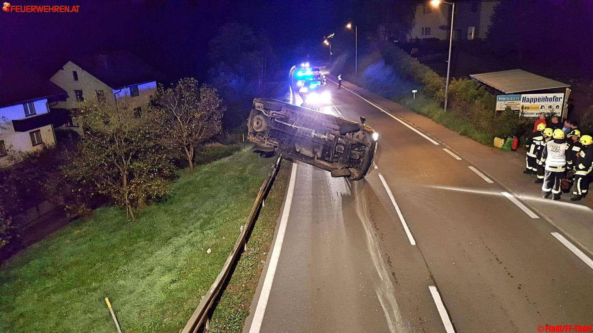 FF Thörl: Spektakulärer Verkehrsunfall