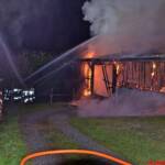 BFK Waidhofen a.d.Thaya: Zwei Brände fordern am Sonntag 19 Feuerwehren