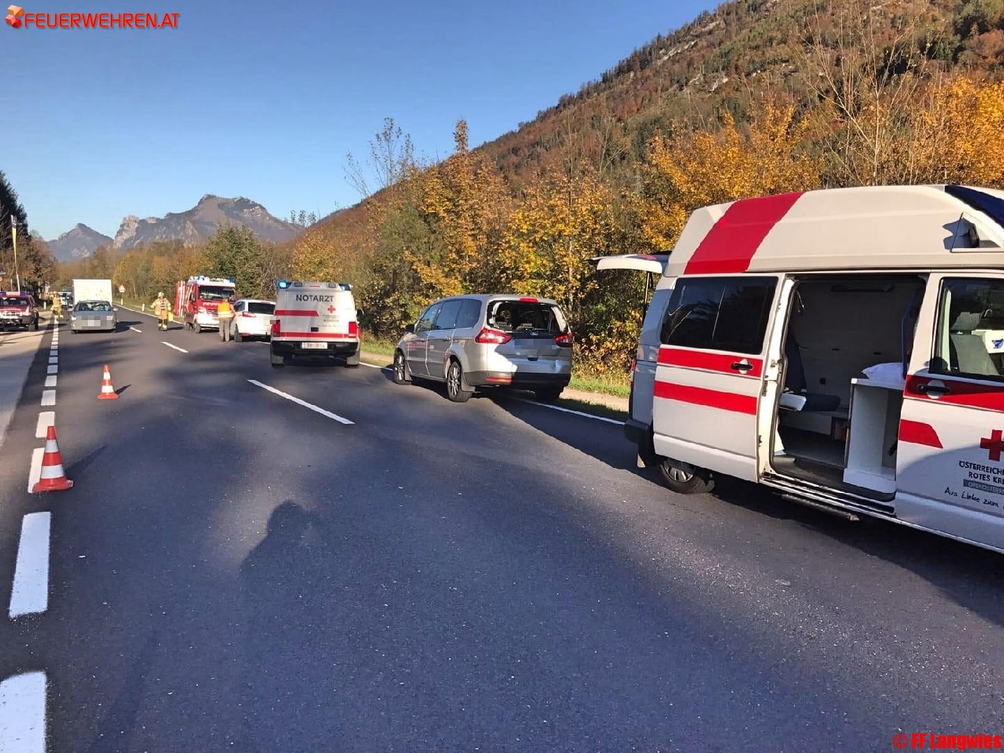 FF Langwies: Auffahrunfall auf der B145