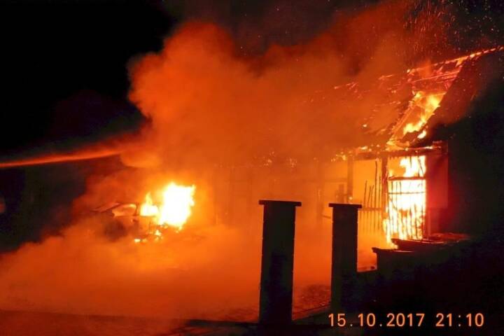 FF Leoben-Stadt: Nebengebäudebrand Donawitzerstraße