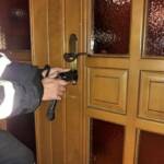 FF Andorf: Lebensrettende Türöffnung durch die Feuerwehr