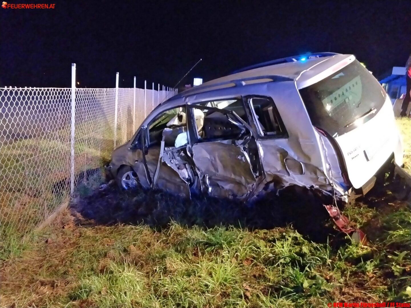 BFVDL: Schwerer Verkehrsunfall auf der B76