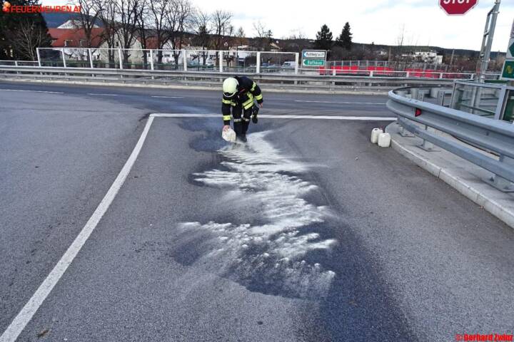 Drei Ternitzer Feuerwehren standen im Einsatz