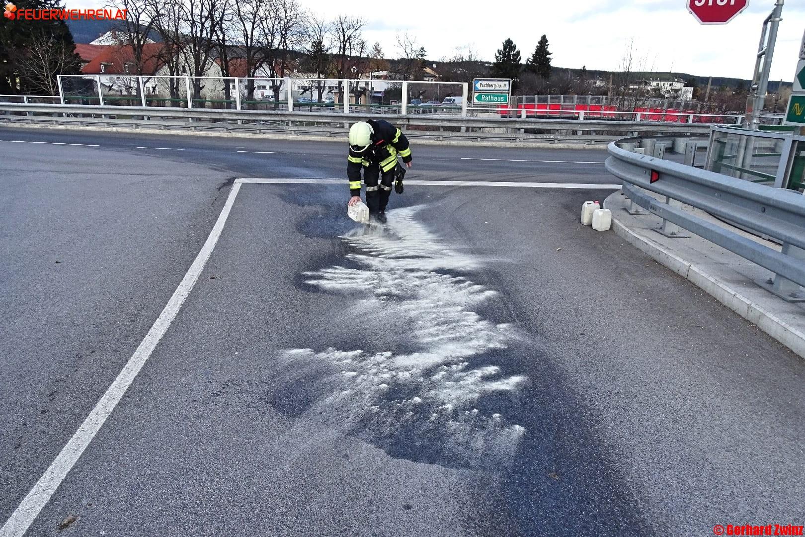 Drei Ternitzer Feuerwehren standen im Einsatz