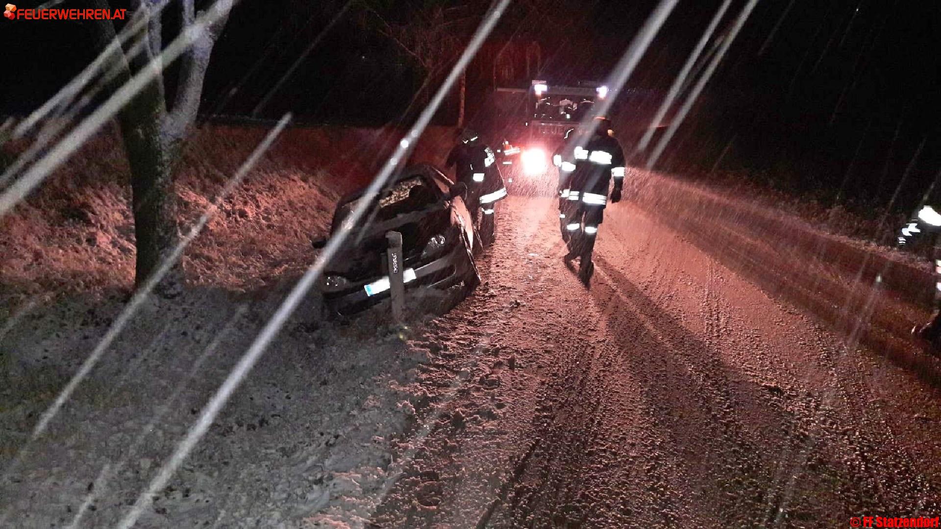 FF Statzendorf: Wintereinbruch sorgt für Einsatz der Feuerwehr