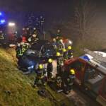 FF Pimpfing: Schwerer Verkehrsunfall auf B137