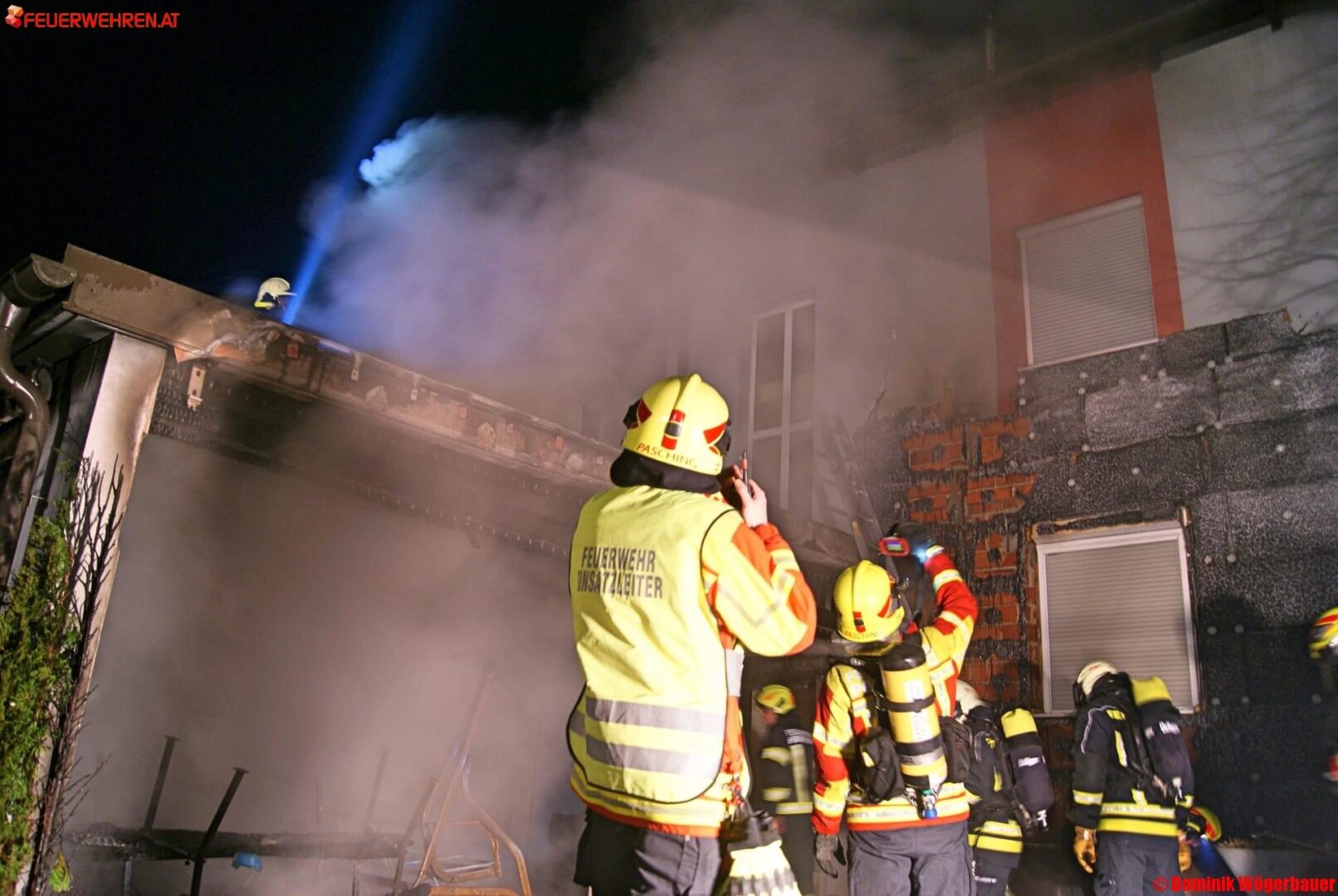 FF Pasching: Wohnhausbrand in der Silvesternacht