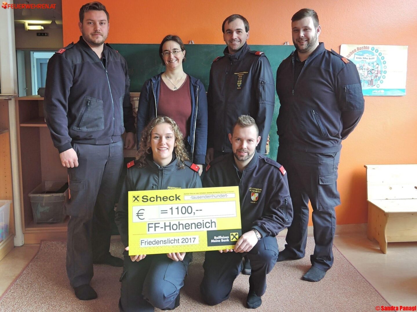 BFKDO Gmünd: Weihnachtsspenden an Förderzentrum übergeben