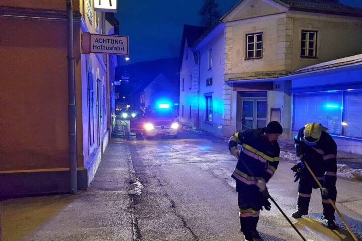 FF Trieben: Öleinsatz im Ortsgebiet