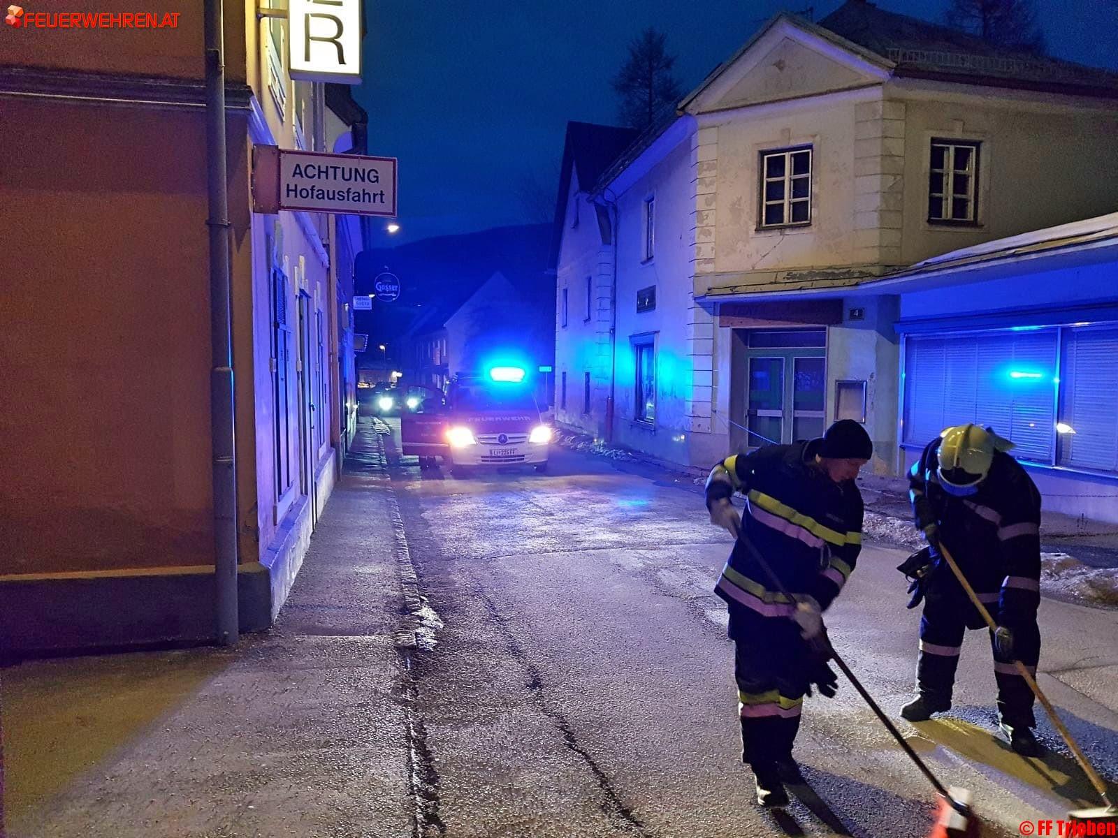 FF Trieben: Öleinsatz im Ortsgebiet