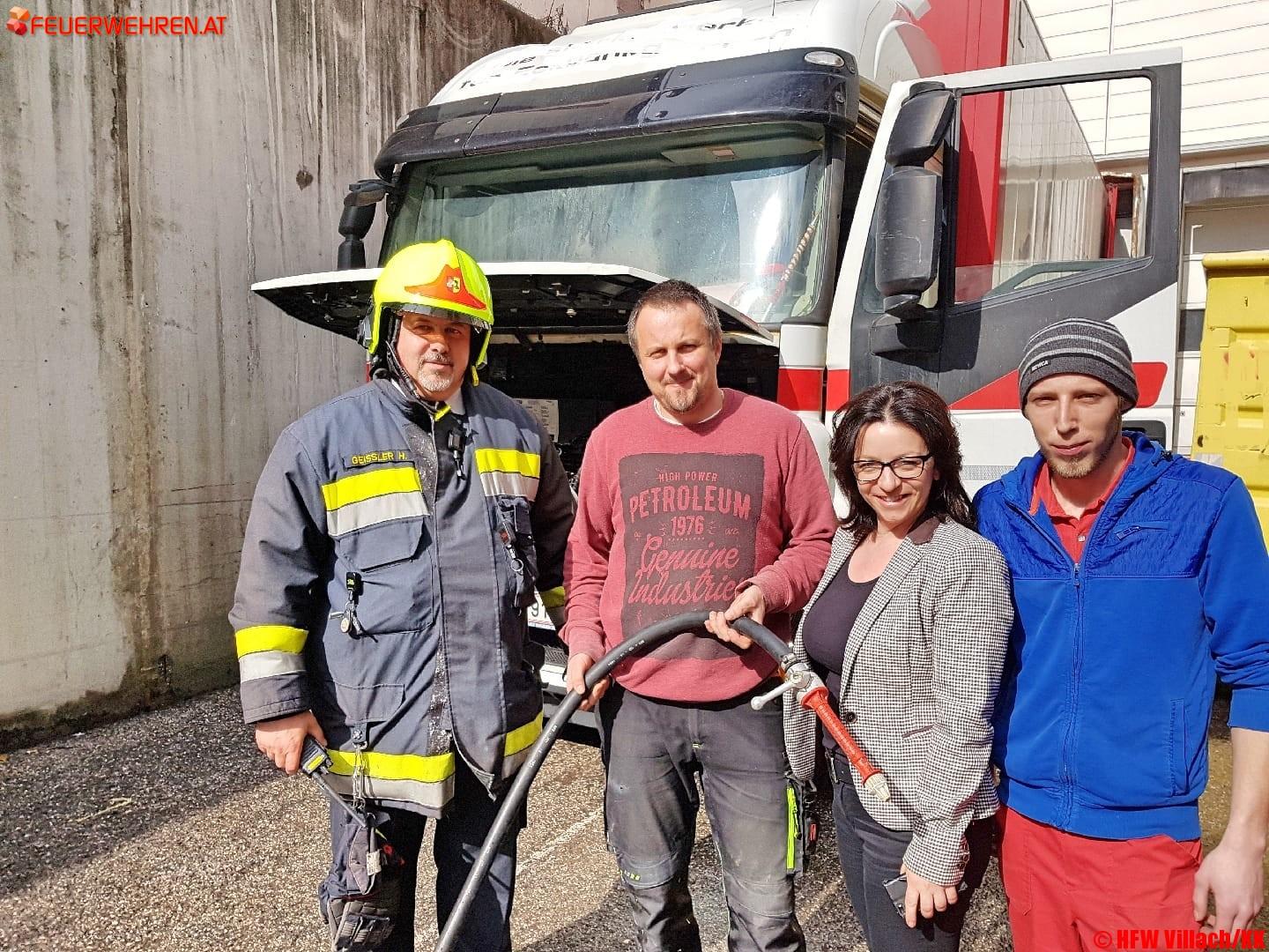 HFW Villach: Möbelhausmitarbeiter verhindern LKW Brand