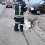 Ternitz: Ölaustritt nach Motorschaden