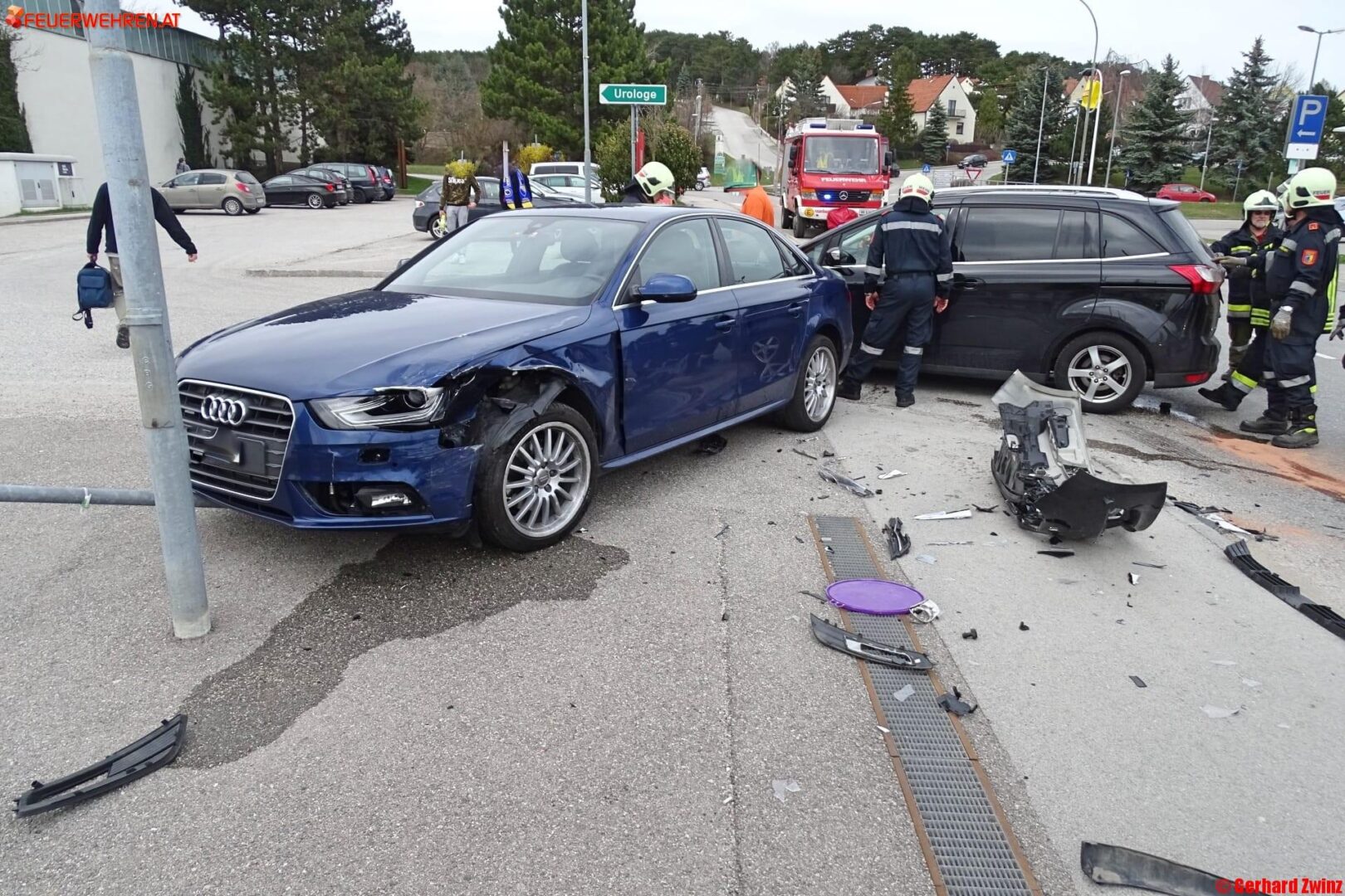 Bezirk Neunkirchen: Verkehrsunfall Ternitz