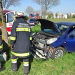 Bezirk Neunkirchen: Pkw gegen Baum in Pottschach