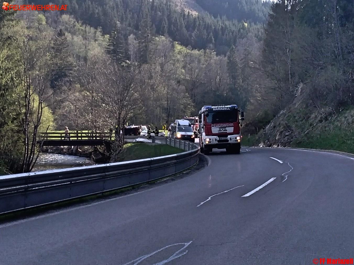 FF Mariazell: Zwei schwere Motorradunfälle