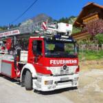 Bezirk Neunkirchen: Frau stürzte in Baugrube